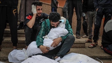 Gaza: Le bilan des attaques israéliennes s’alourdit à plus de 23 000 morts