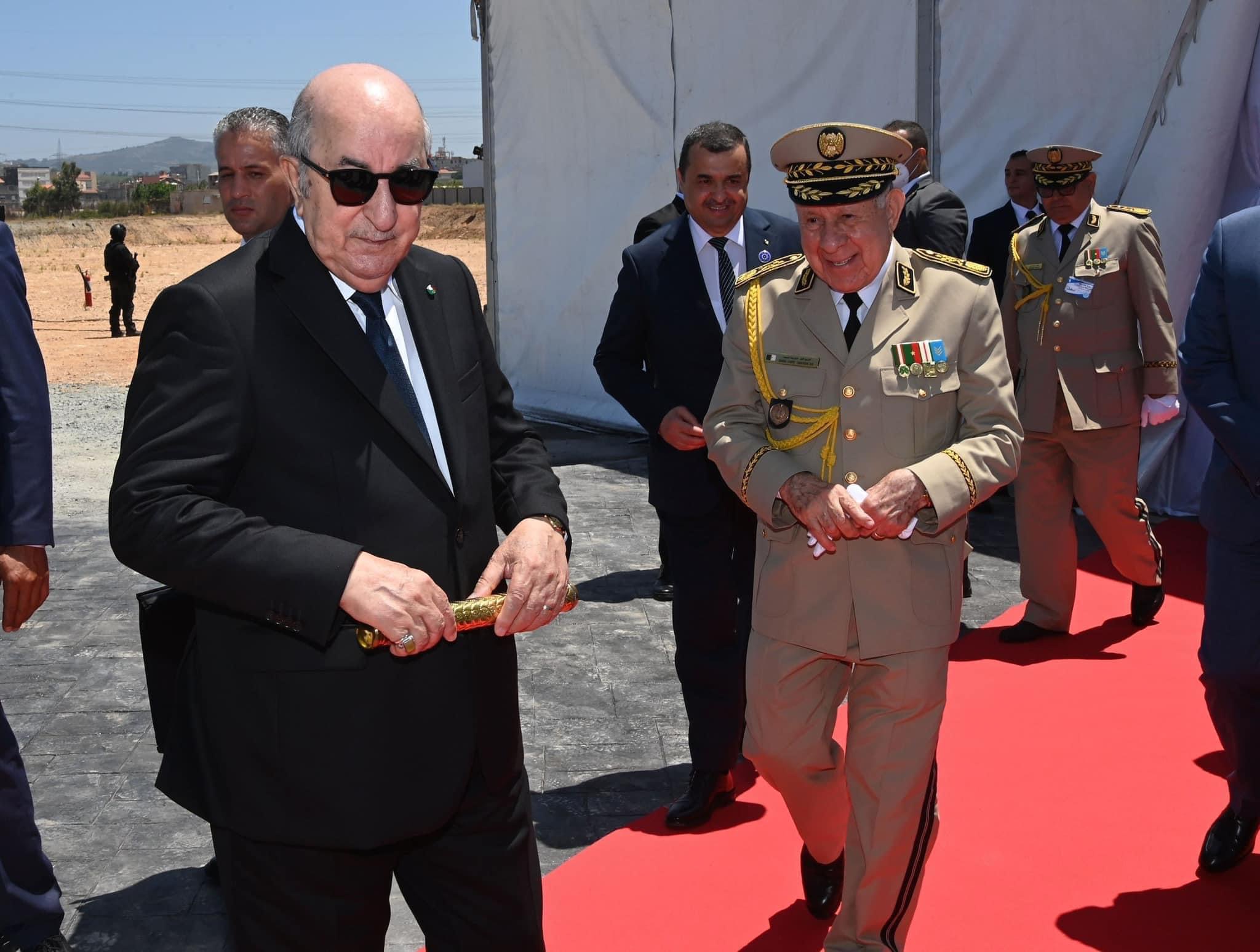 مجلة الجيش: “الجزائر الجديدة تحقق مكاسب ثمينة في الداخل والخارج”