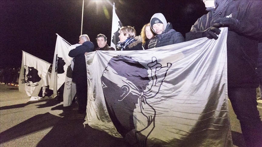 France : Le projet constitutionnel pour une autonomie de la Corse adopté par l’Assemblée insulaire