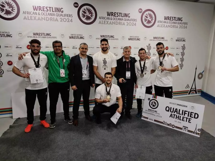 Cinq lutteurs algériens valident leurs billets pour les JO de Paris