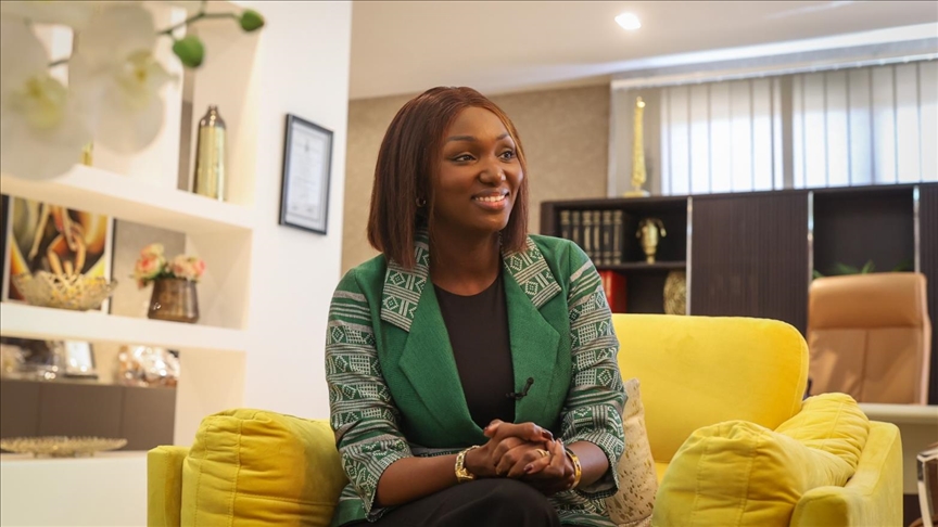 Sénégal : Anta Babacar Ngom, seule femme candidate à l’élection présidentielle