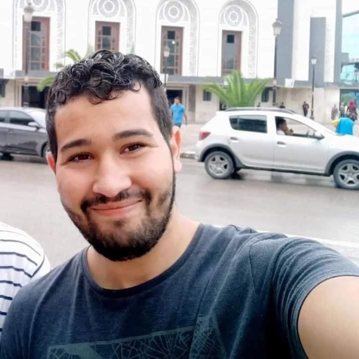 Après 14 mois de détention arbitraire, le journaliste Mustapha Bendjama sera libéré dans une semaine