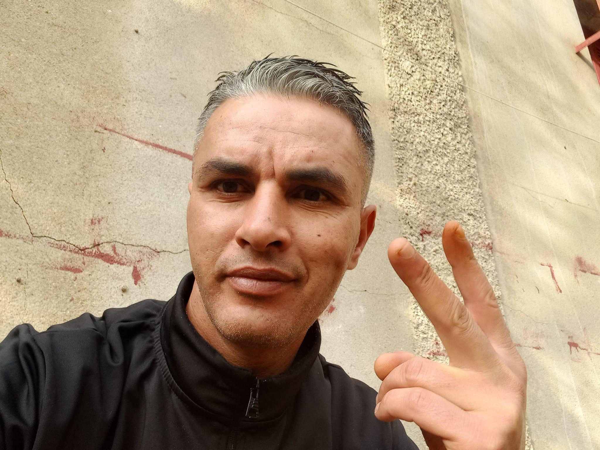 Figure du Hirak, l’ancien policier Toufik Hassani confirme son exil