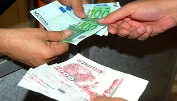 Stabilité de l’euro face au dinar sur le marché parallèle des devises