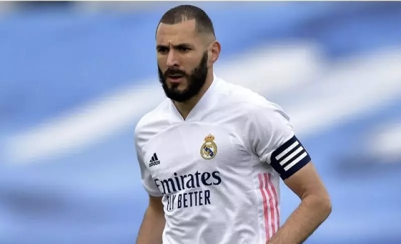 بن زيمة يزور الجزائر في الفاتح جوان القادم