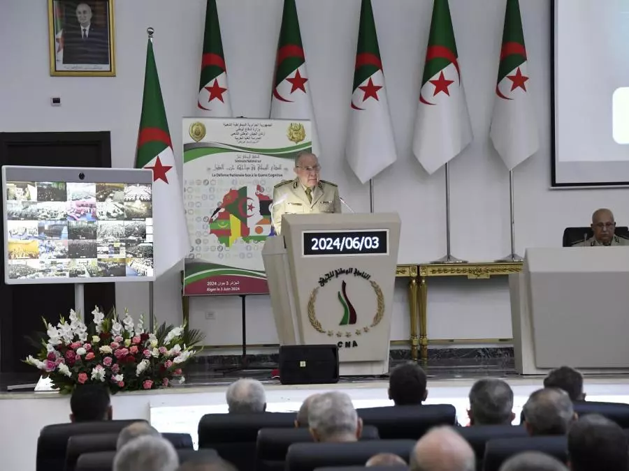 شنقريحة يشرف على افتتاح ملتقى تحت عنوان “حرب العقول”