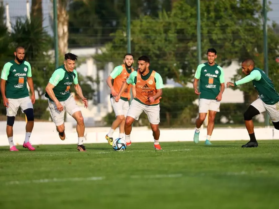 تصفيات مونديال 2026: “الخضر” يباشرون التحضيرات لمواجهتي غينيا واوغندا
